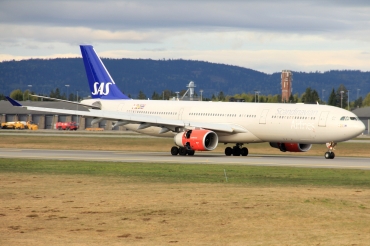 LN-RKM, (cn 496), Airbus A330-343