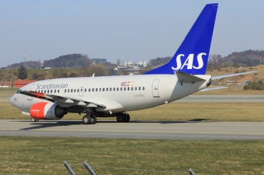LN-RRC (28300) 1999 Boeing 737-683