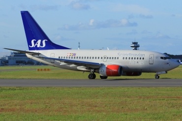 LN-RRC (28300) 1999 Boeing 737-683
