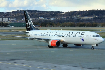 LN-RRM (28314) 1999 Boeing 737-783