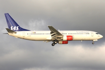 LN-RRT (28326) 2001 Boeing 737-883