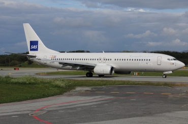 LN-RPR (30468) 2000 Boeing 737-883