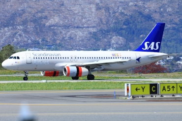 OY-KAS (3335) 2007 Airbus A320-232