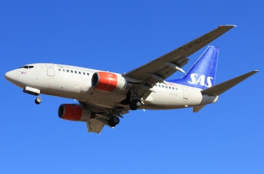 LN-RCU (30190) 1999 Boeing 737-683