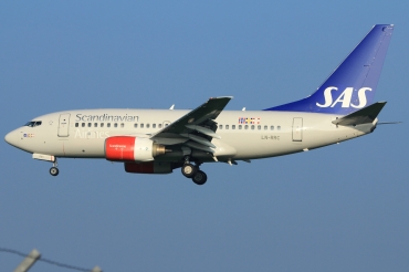 LN-RRC (28300) 1999 Boeing 737-683
