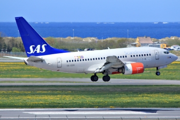 SE-DOR (28305) 1999 Boeing 737-683