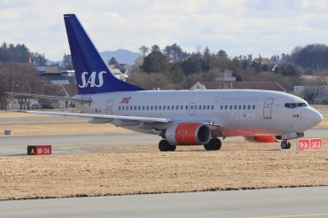 LN-RPZ (28293) 1998 Boeing 737-683