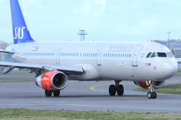 LN-RKI (1817) 2002 Airbus A321-232