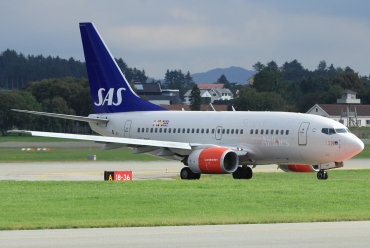LN-RPF (28307) 1999 Boeing 737-683