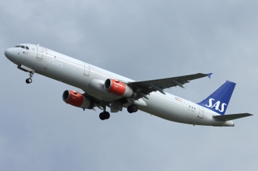 OY-KBL (1619) 2001 Airbus A321-232