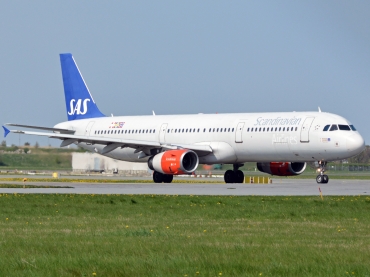 OY-KAW, (cn 2817), Airbus A320-232
