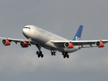 OY-KBI (430) 2001 Airbus A340-313X