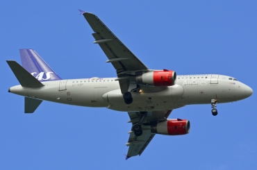 OY-KBP (cn 2888) Airbus A319-131
