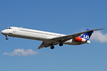 OY-KHM (49914) 1990 McDonnell Douglas MD-81