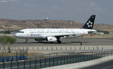 EC-IPI (cn 02027) Airbus A320-232
