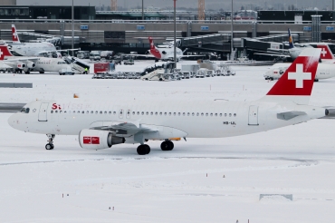 HB-IJL (603) 1996 Airbus A320-214