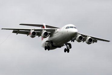HB-IXV (cn E03274) BAe Avro RJ100