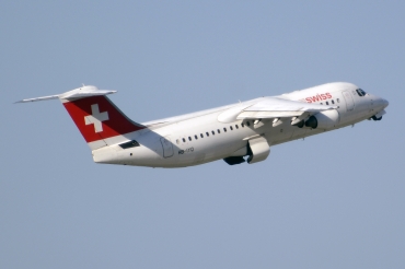 HB-IYQ (E3384) 2001 British Aerospace Avro RJ100