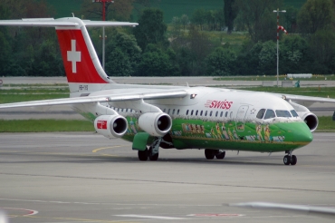 HB-IYS (E3381) 2001 British Aerospace Avro RJ100
