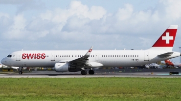 HB-ION (5567) 2013 Airbus A321-212(WL)