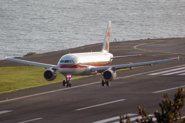 CS-TNE (395) 1992 Airbus A320-212