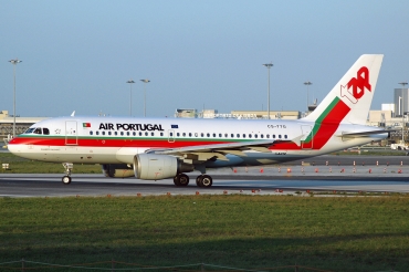 CS-TTG (906) 1998 Airbus A319-111