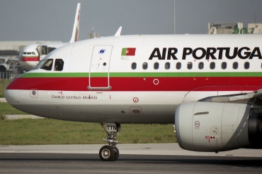 CS-TTN (1120) 1999 Airbus A319-111