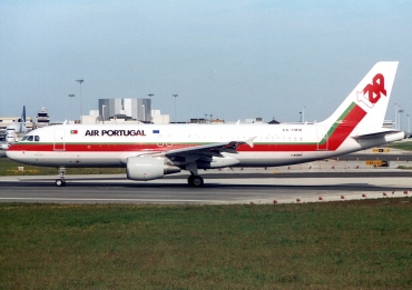 CS-TMW (1667) 2001 Airbus A320-214
