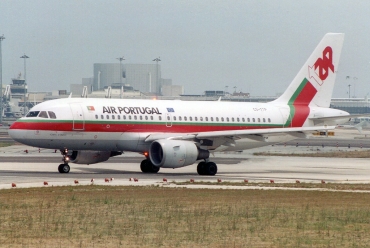 CS-TTP (1165) 2000 Airbus A319-111
