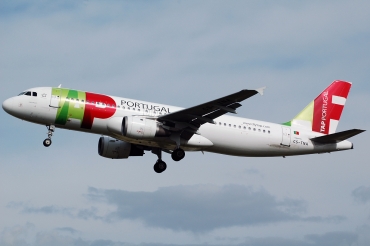 CS-TNA (185) 1991 Airbus A320-211