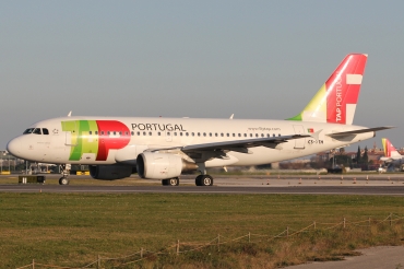 CS-TTH (917) 1998 Airbus A319-111