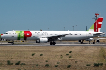 CS-TJE (1307) 2000 Airbus A321-211