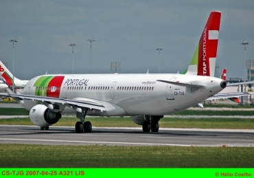CS-TJG (1713) 2002 Airbus A321-211