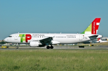 CS-TNQ (3769) 2009 Airbus A320-214