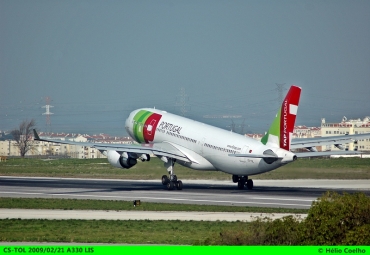 CS-TOL (877) 2007 Airbus A330-202
