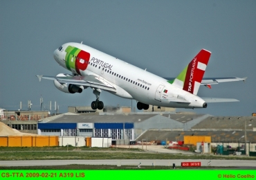 CS-TTA (750) 1997 Airbus A319-111