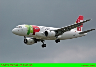 CS-TTJ (979) 1999 Airbus A319-111