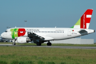 CS-TTO (1127) 1999 Airbus A319-111