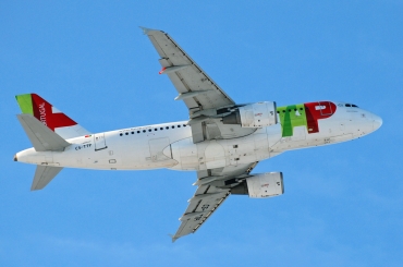 CS-TTP (1165) 2000 Airbus A319-111