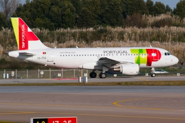 CS-TTV (1718) 2002 Airbus A319-112