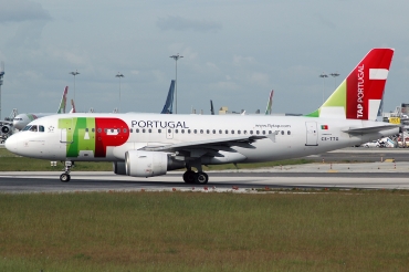 CS-TTG (906) 1998 Airbus A319-111