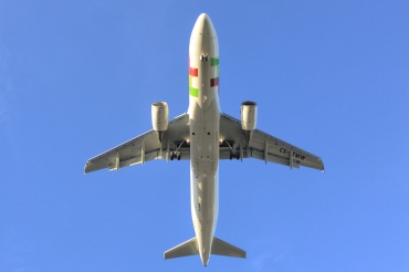 CS-TMW (1667) 2001 Airbus A320-214