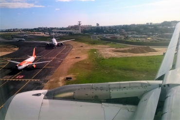 CS-TTP (1165) 2000 Airbus A319-111