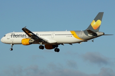 G-TCDZ (1006) 1999 Airbus A321-211