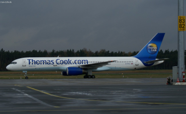 G-FCLI (26275) 1995 Boeing 757-28A