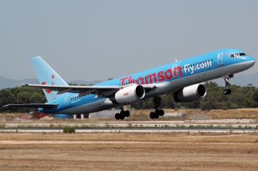 G-BYAL (cn 25626) Boeing 757-204