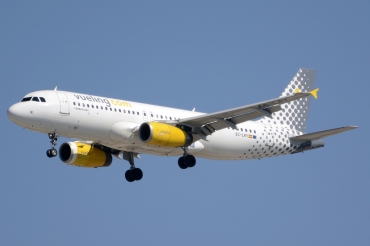 EC-LRY (1862) 2002 Airbus A320-232