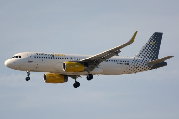 EC-MBS (6123) 2014 Airbus A320-232(WL)