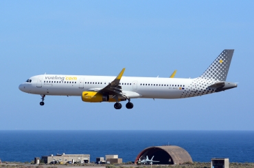 EC-MHS (6740) 2015 Airbus A321-231(WL)