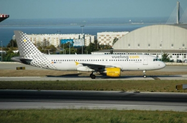 EC-JDK (1769) 2002 Airbus A32